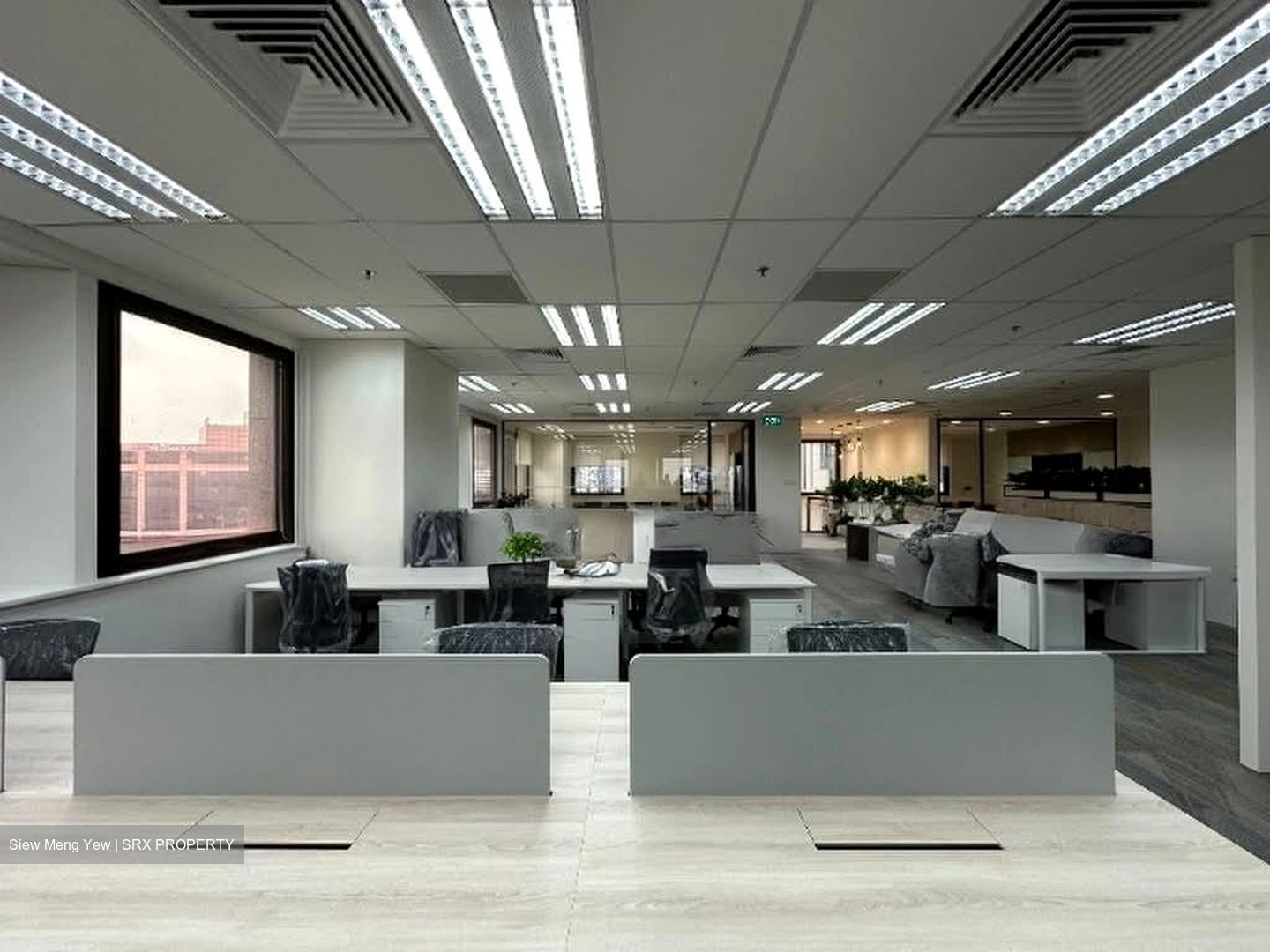 Lippo Centre (D2), Office #573462761